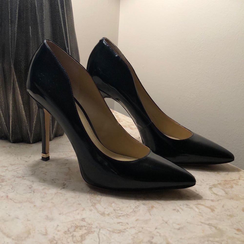 Black Michael Kors Pumps